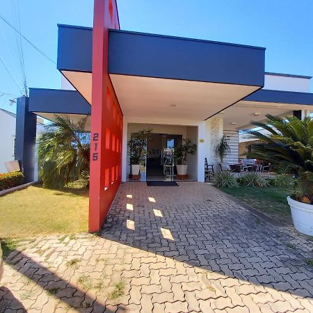Hotel Mandino Alta Floresta Bagian luar foto