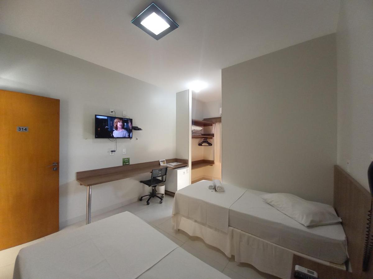 Hotel Mandino Alta Floresta Bagian luar foto